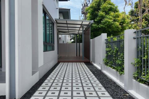 Villa in Pattaya, Thailand 4 Schlafzimmer № 220573 - Foto 5