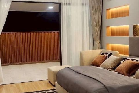Villa in Pattaya, Thailand 4 Schlafzimmer № 220571 - Foto 13