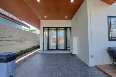 House in Phuket, Thailand 2 bedrooms № 149297 - photo 11