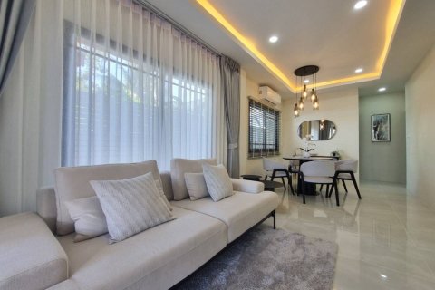 House in Phuket, Thailand 2 bedrooms № 149297 - photo 6