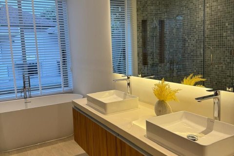 Villa in Phuket, Thailand 3 bedrooms № 149298 - photo 4