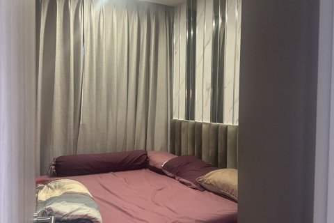 Studio dans le Condo à Huai Khwang, Bangkok, Thaïlande  № 160304 - photo 6