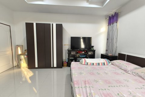 House in Pattaya, Thailand 4 bedrooms № 160303 - photo 13