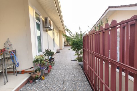 House in Pattaya, Thailand 4 bedrooms № 160303 - photo 18