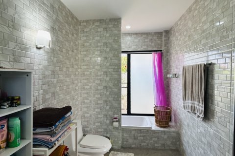 Villa in Hua Hin, Thailand 3 bedrooms № 160307 - photo 10