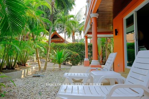 Villa in Rawai, Thailand 3 bedrooms № 179752 - photo 3