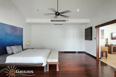 Villa in Kathu, Thailand 4 bedrooms № 179751 - photo 18