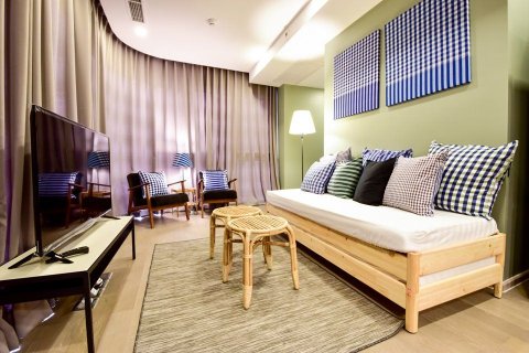 Condo in Watthana, Bangkok, Thailand, 2 bedrooms  № 139442 - photo 7
