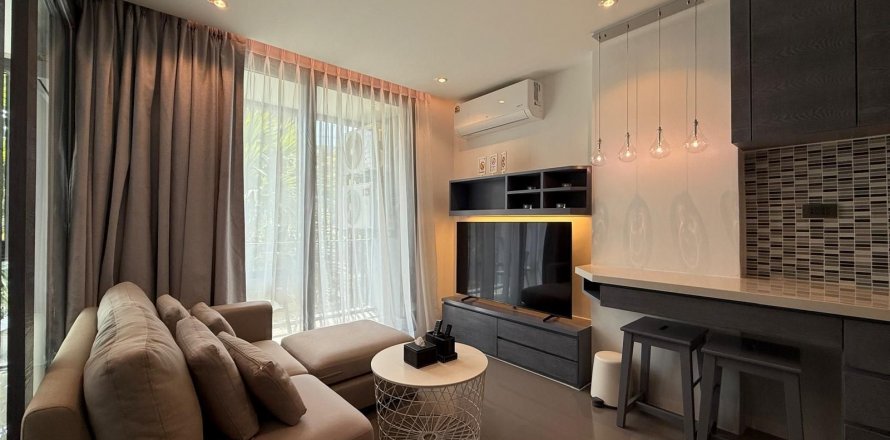 Studio dans le Condo à Kathu, Thaïlande  № 139443