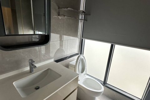 Кондоминиум с 2 спальнями в Хуай Кванге, Бангкок, Таиланд № 152706 - фото 8