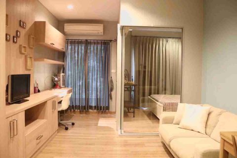 Condo in Bangkok, Thailand, 1 bedroom  № 183520