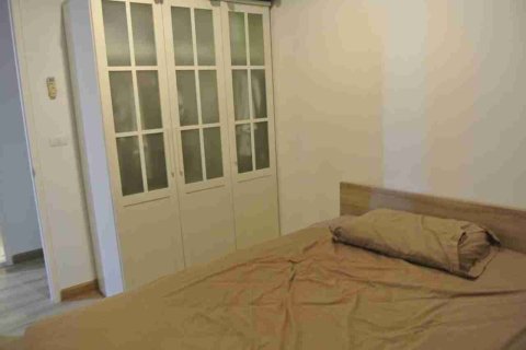 Condo à Thonburi, Bangkok, Thaïlande, 2 chambres  № 183517 - photo 4