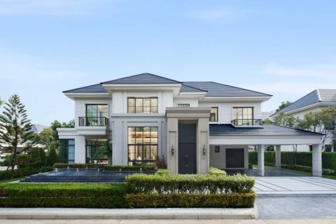 House in Nonthaburi, Thailand 4 bedrooms № 114901 - photo 1