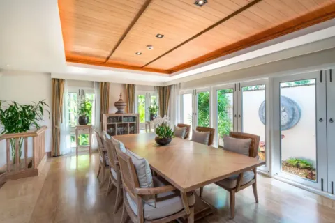 Villa in Phuket, Thailand 5 bedrooms № 168176 - photo 4