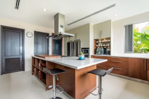 Villa in Phuket, Thailand 5 bedrooms № 168176 - photo 3