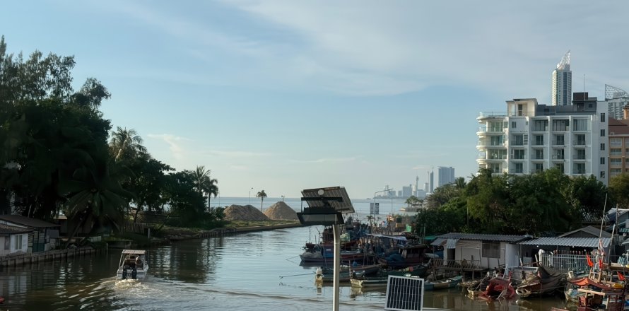 Квартира в Паттайе, Таиланд с 3 комнатами  № 168173