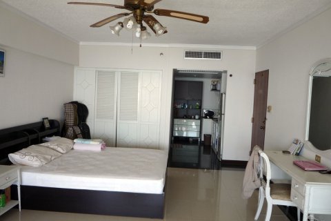 Condo on Jomtien Beach, Pattaya, Thailand, 1 bedroom № 204150 - photo 13