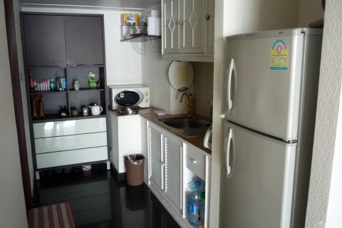 Condo on Jomtien Beach, Pattaya, Thailand, 1 bedroom № 204150 - photo 16
