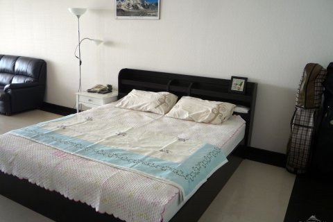 Condo on Jomtien Beach, Pattaya, Thailand, 1 bedroom № 204150 - photo 2