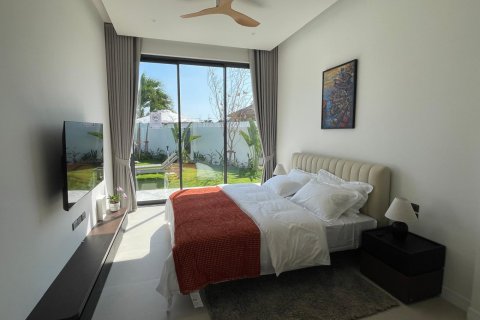 Villa in Hua Hin, Thailand 4 bedrooms № 165393 - photo 11