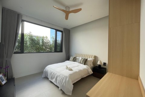 Villa in Hua Hin, Thailand 4 bedrooms № 165393 - photo 3