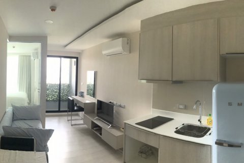 Кондоминиум с 1 спальней в Бангкоке, Таиланд № 143240 - фото 1