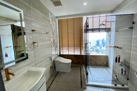 Кондоминиум с 4 спальнями в Бангкоке, Таиланд № 143242 - фото 14