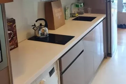 Studio dans le Condo à Watthana, Bangkok, Thaïlande  № 142580 - photo 8