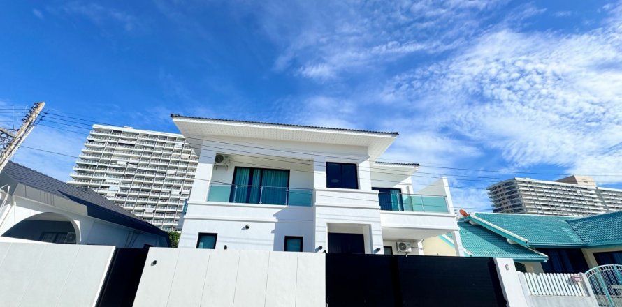 Вилла в Паттайе, Таиланд с 5 спальнями  № 144705