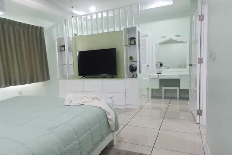House in Pattaya, Thailand 3 bedrooms № 144706 - photo 11