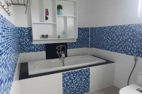 House in Pattaya, Thailand 3 bedrooms № 144706 - photo 20