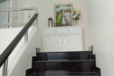 House in Pattaya, Thailand 3 bedrooms № 144706 - photo 9