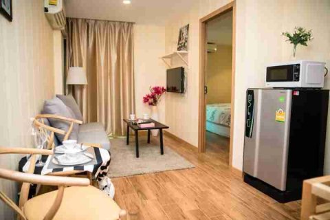 Condo in Bangkok, Thailand, 1 bedroom  № 208639 - photo 4