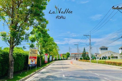 House in Hua Hin, Thailand 3 bedrooms № 170630 - photo 29