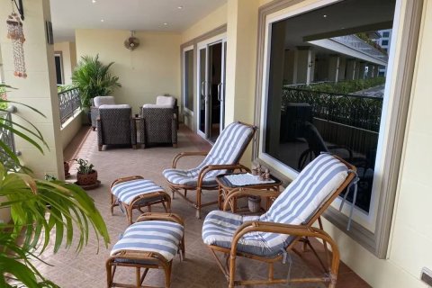 Кондоминиум с 3 спальнями в Паттайе, Таиланд № 170628 - фото 3