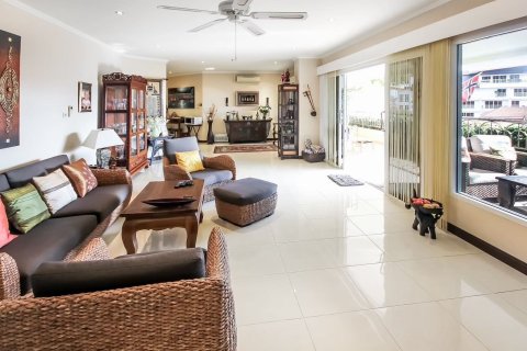 Кондоминиум с 3 спальнями в Паттайе, Таиланд № 170628 - фото 5