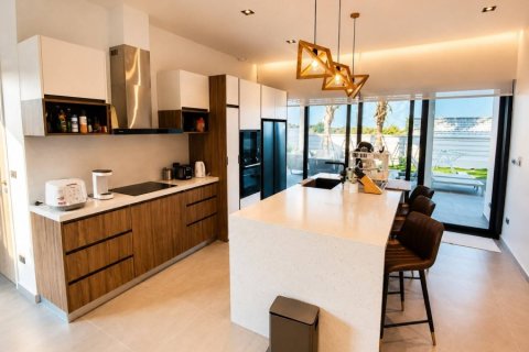 House in Hua Hin, Thailand 3 bedrooms № 179143 - photo 12