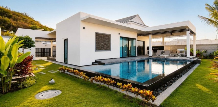 House in Hua Hin, Thailand 3 bedrooms № 179143