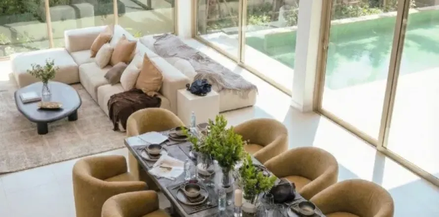 House in Bang Tao, Thailand 5 bedrooms № 179139
