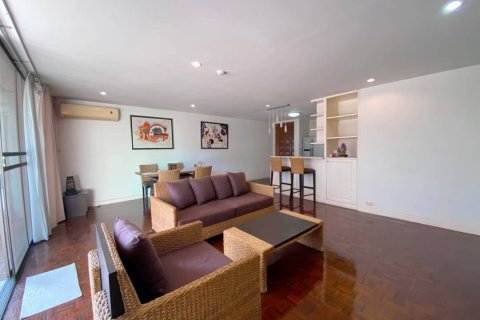 Condo in Pattaya, Thailand, 2 bedrooms  № 157452 - photo 12