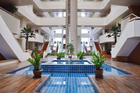 Condo in Pattaya, Thailand, 2 bedrooms  № 157453 - photo 3