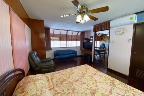 Condo in Pattaya, Thailand, 3 bedrooms  № 157454 - photo 10