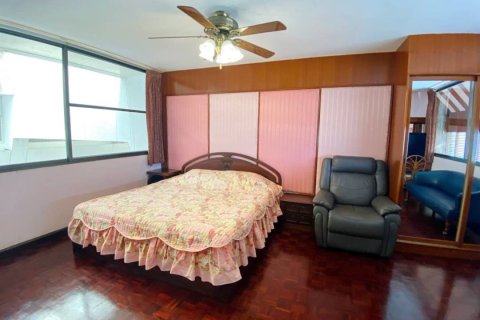 Condo in Pattaya, Thailand, 3 bedrooms  № 157454 - photo 11