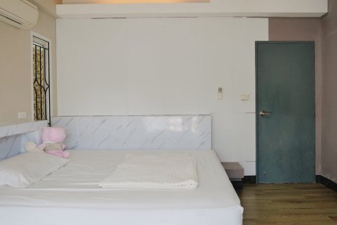 House in Phuket, Thailand 3 bedrooms № 148129 - photo 16