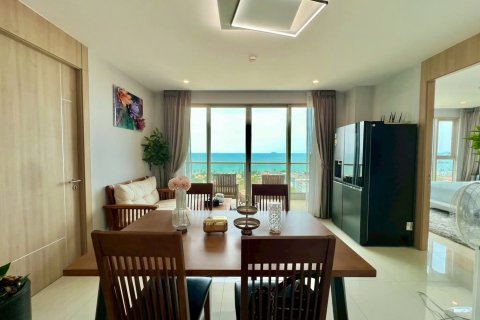 Apartamento de 3 habitaciones en Pattaya, Tailandia № 176677 - foto 2