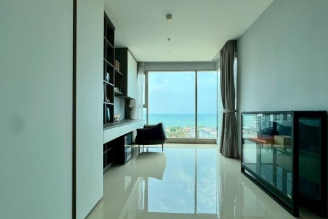 Apartamento de 3 habitaciones en Pattaya, Tailandia № 176677 - foto 14