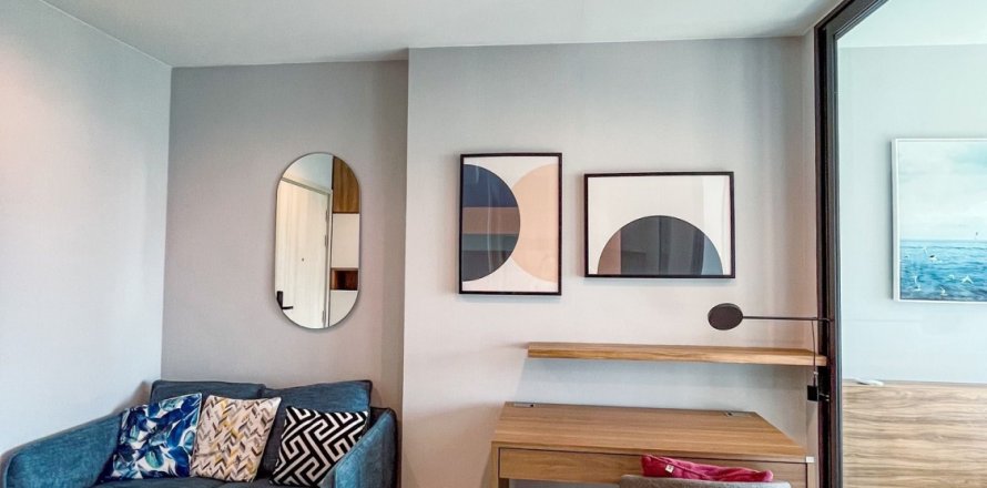 Studio in the Condo in Pathum Wan, Bangkok, Thailand  № 159390