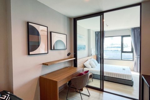 Studio in the Condo in Pathum Wan, Bangkok, Thailand  № 159390 - photo 5