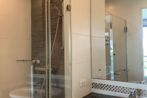 Кондоминиум с 2 спальнями в Лат Пхрау, Бангкок, Таиланд № 159387 - фото 11