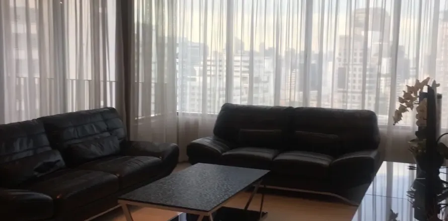 Condo à Khlong Toei, Bangkok, Thaïlande, 2 chambres  № 159392